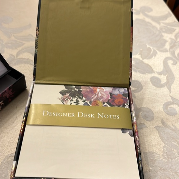 Peter Pauper Press fountain pen and boxed notes - Picture 2 of 5